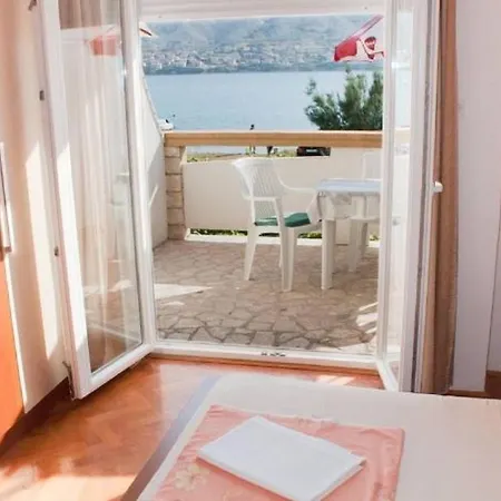 Apartament Stjepan - 10m From Beach Pag Town